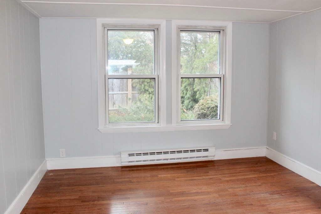 22 R Fay Road Framingham, MA 01702 - Photo 9 of 12