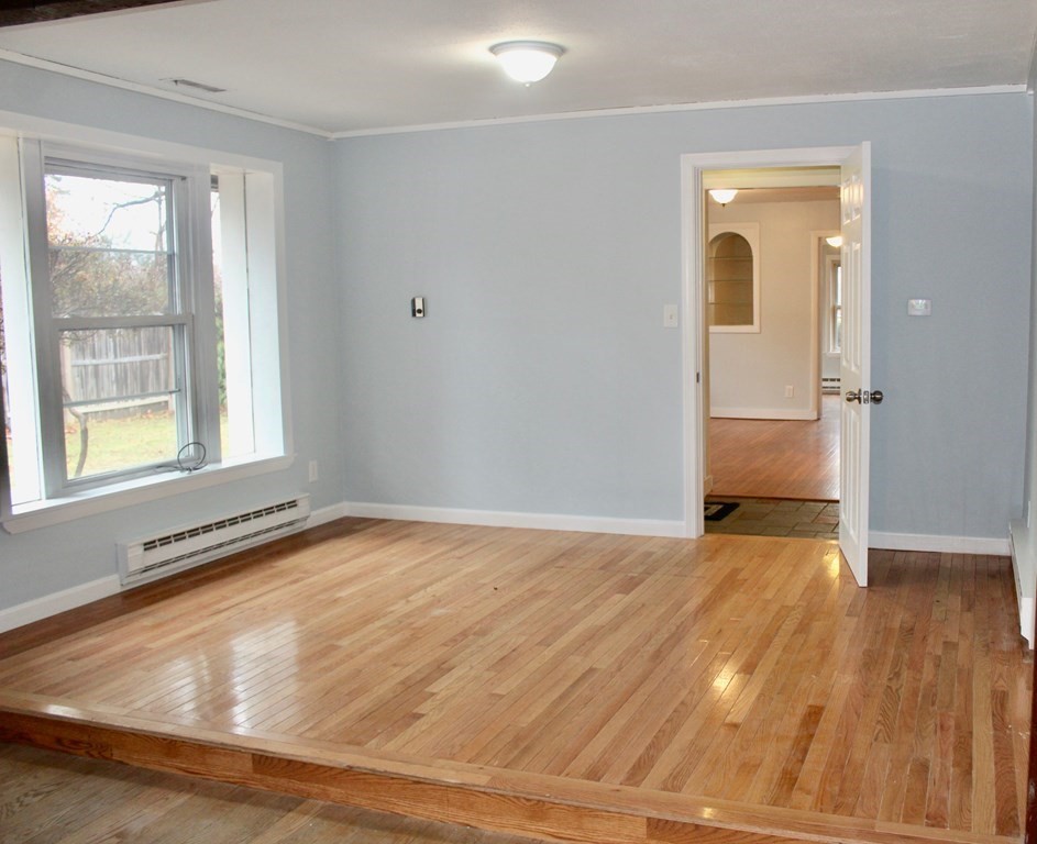 22 R Fay Road Framingham, MA 01702 - Photo 10 of 12