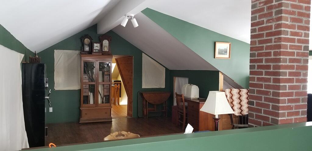 160-164 Southern Bay Road Penobscot, ME 04476 - Photo 42 of 78 Great room 2