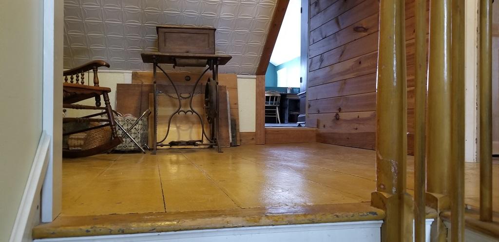 160-164 Southern Bay Road Penobscot, ME 04476 - Photo 51 of 78 Up Foyer