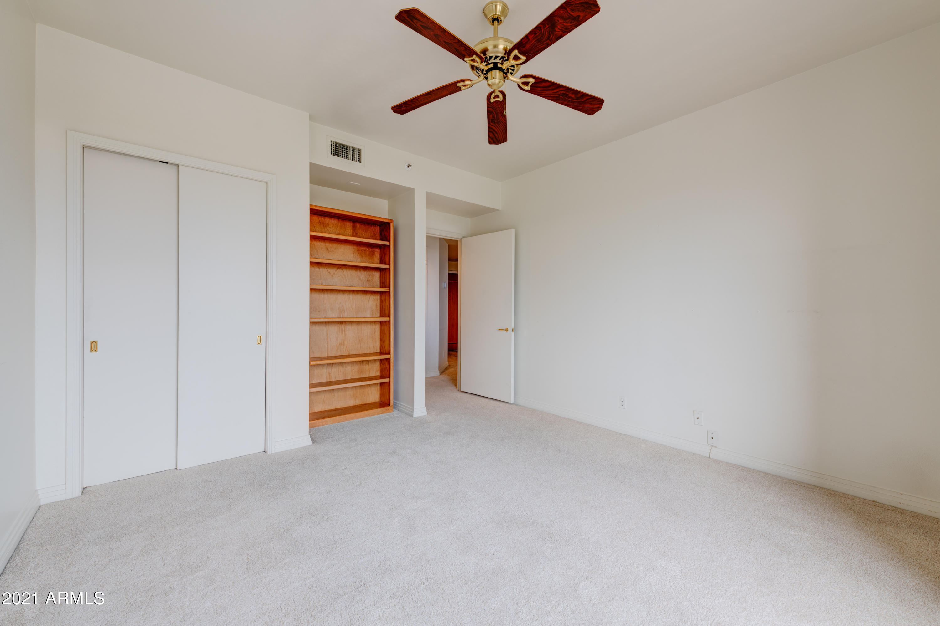 1040 East Osborn Road, Unit 903 Phoenix, AZ 85014 - Photo 19 of 27 017_Second Bedroom II