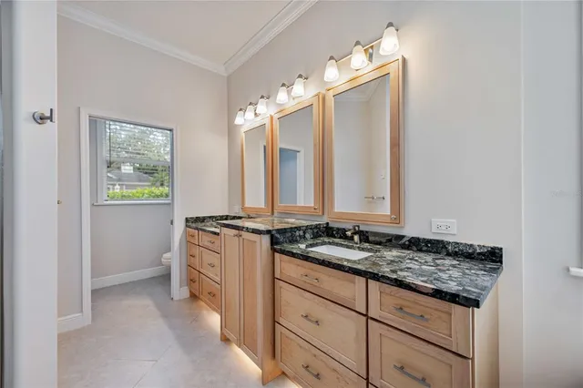 $829,900 | 302 Americas Cup Boulevard, Bradenton, FL 34208