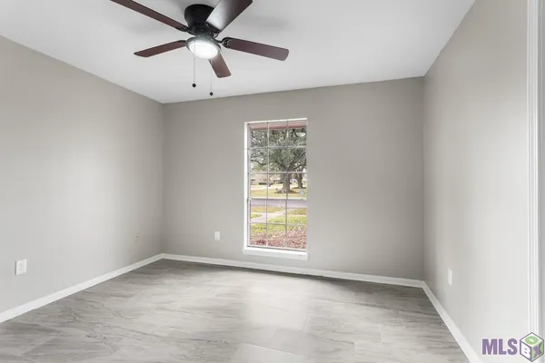 $295,000 | 5745 Estelle Drive, Baton Rouge, LA 70817