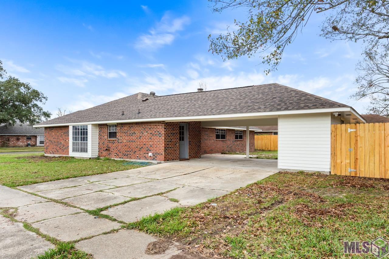 5745 Estelle Drive Baton Rouge, LA 70817 - Photo 3 of 21