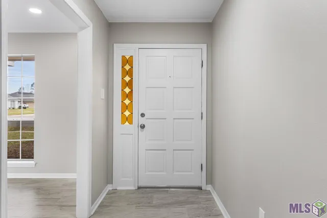 $300,000 | 5745 Estelle Drive, Baton Rouge, LA 70817