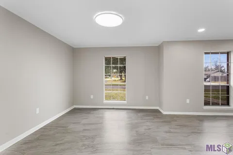 $295,000 | 5745 Estelle Drive, Baton Rouge, LA 70817