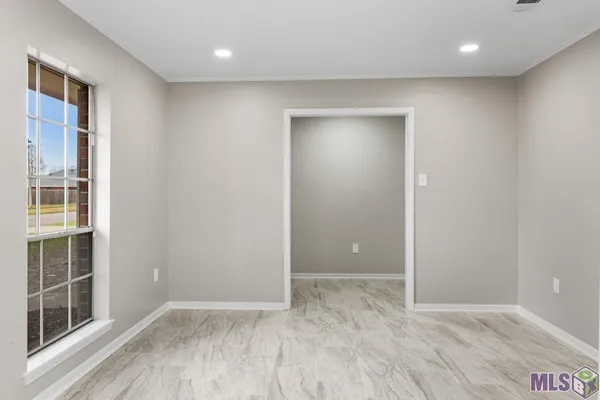 $295,000 | 5745 Estelle Drive, Baton Rouge, LA 70817