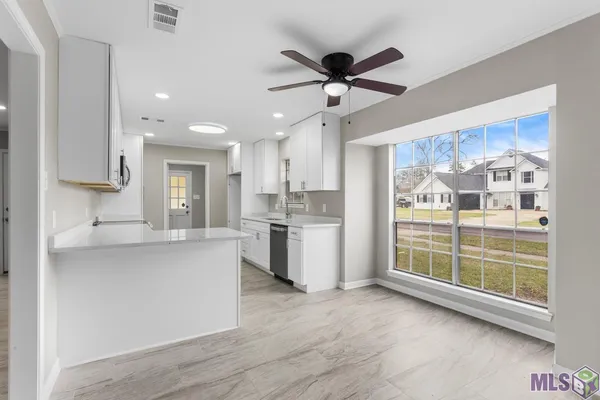 $295,000 | 5745 Estelle Drive, Baton Rouge, LA 70817