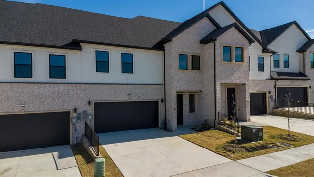 $3,000 | 2370 Usman Drive, Irving, TX 75062