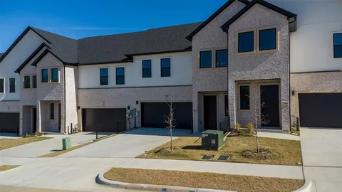 a house view with a outdoor space