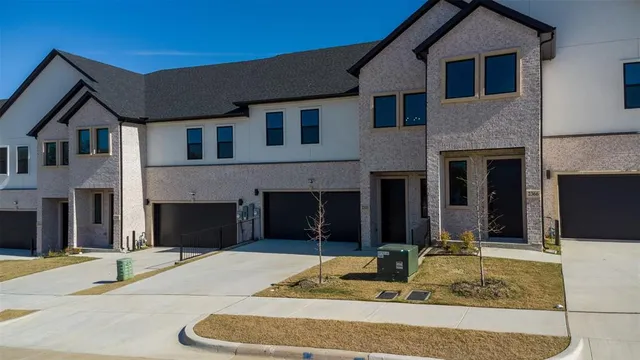 $3,000 | 2370 Usman Drive, Irving, TX 75062