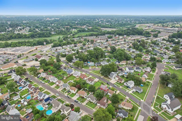 $399,000 | 16 Park Drive, Bellmawr, NJ 08031