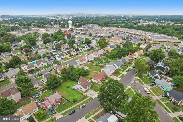 $399,000 | 16 Park Drive, Bellmawr, NJ 08031