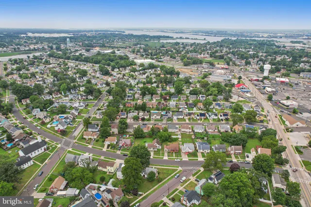 $399,000 | 16 Park Drive, Bellmawr, NJ 08031