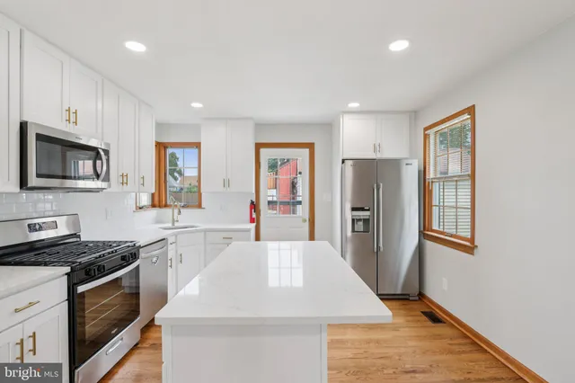 $399,000 | 16 Park Drive, Bellmawr, NJ 08031