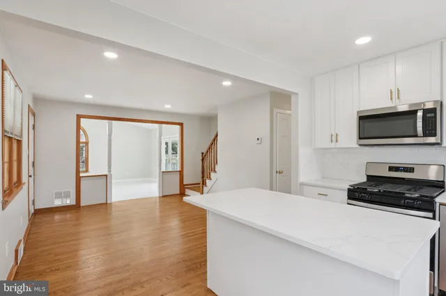 $399,000 | 16 Park Drive, Bellmawr, NJ 08031