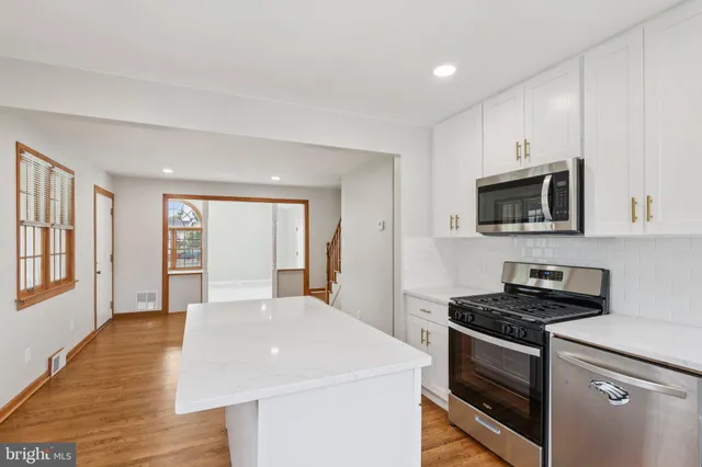 $399,000 | 16 Park Drive, Bellmawr, NJ 08031