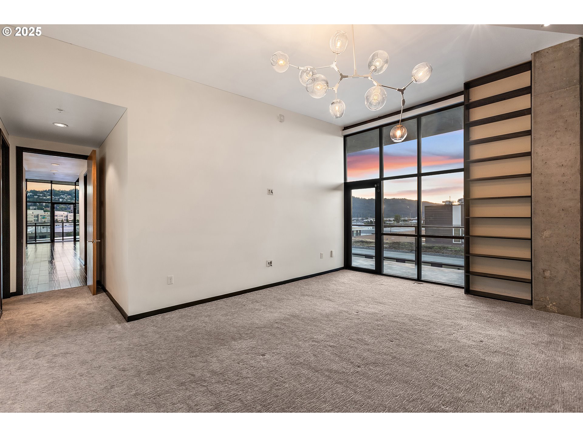 1830 Northwest Riverscape Street, Unit 803 Portland, OR 97209 - Photo 19 of 37 Gallery Image 19
