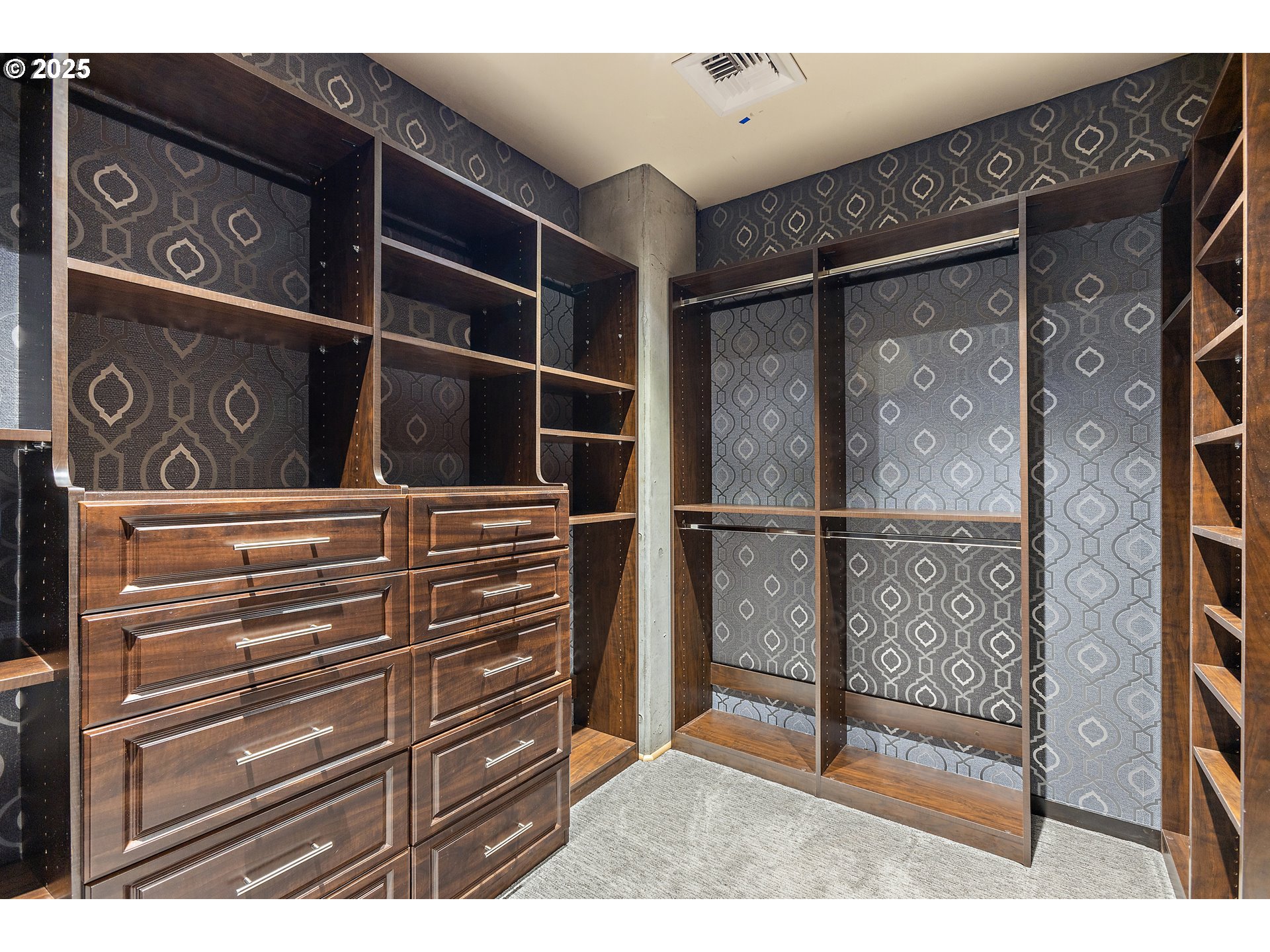 1830 Northwest Riverscape Street, Unit 803 Portland, OR 97209 - Photo 20 of 37 Gallery Image 20