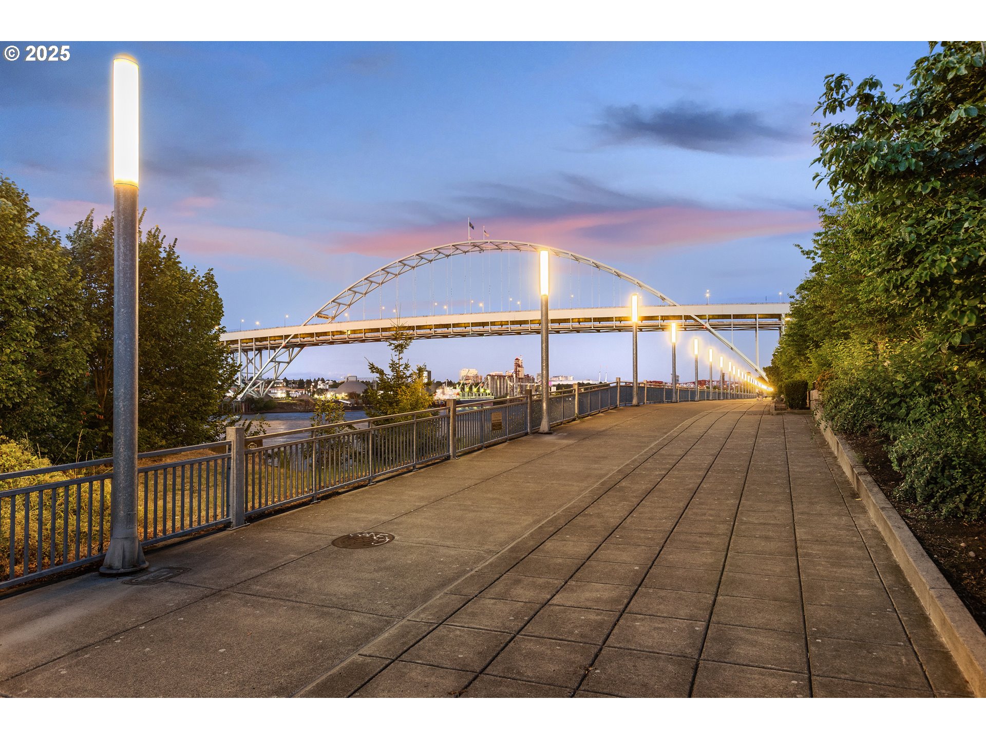 1830 Northwest Riverscape Street, Unit 803 Portland, OR 97209 - Photo 37 of 37 Gallery Image 37