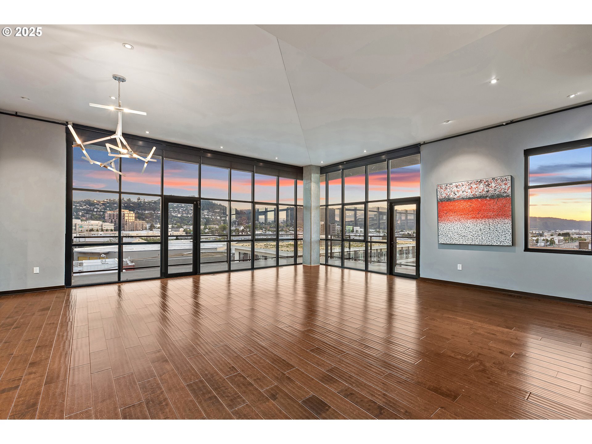 1830 Northwest Riverscape Street, Unit 803 Portland, OR 97209 - Photo 6 of 37 Gallery Image 6