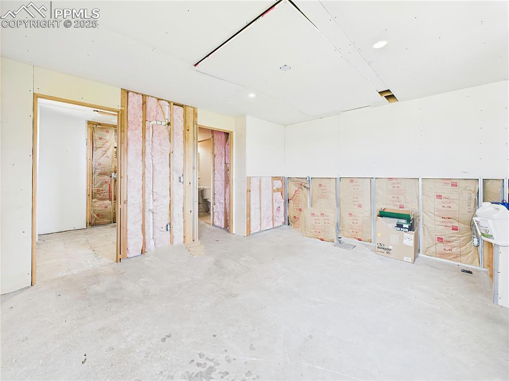 11834 Cave Spring Road Franktown, CO 80116 - Photo 23 of 50 a view of a livingroom with furniture