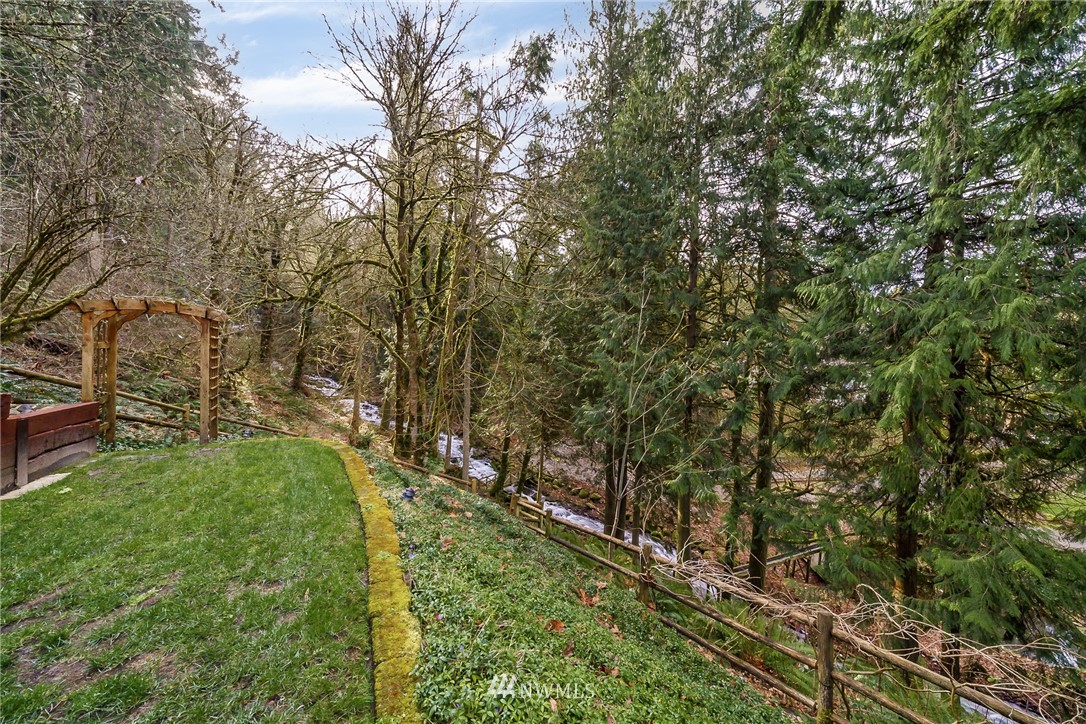 12419 McCutcheon Road East Sumner, WA 98391 - Photo 19 of 40