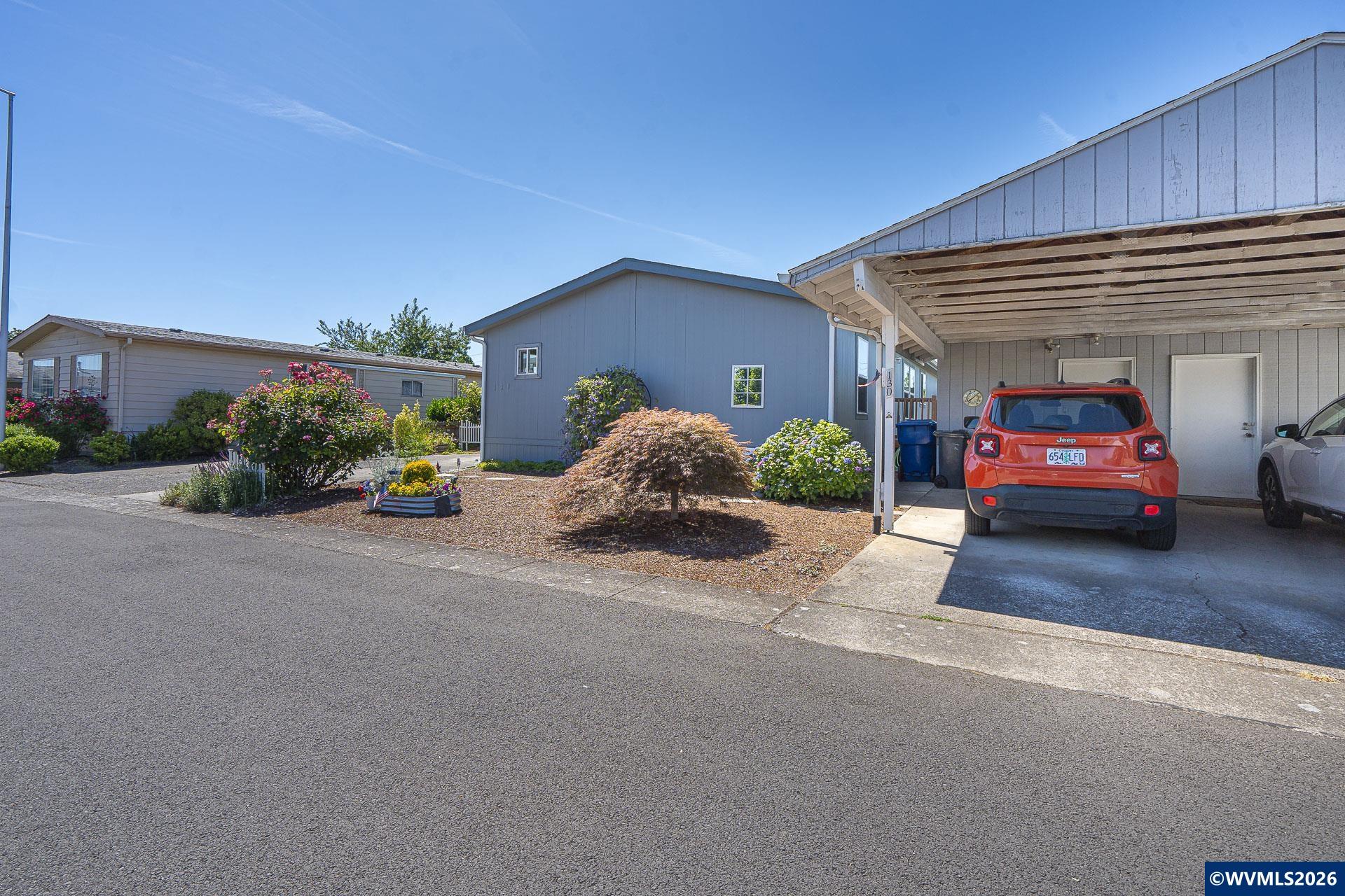 5422 Portland Road Northeast, Unit 130 Salem, OR 97305 - Photo 4 of 36