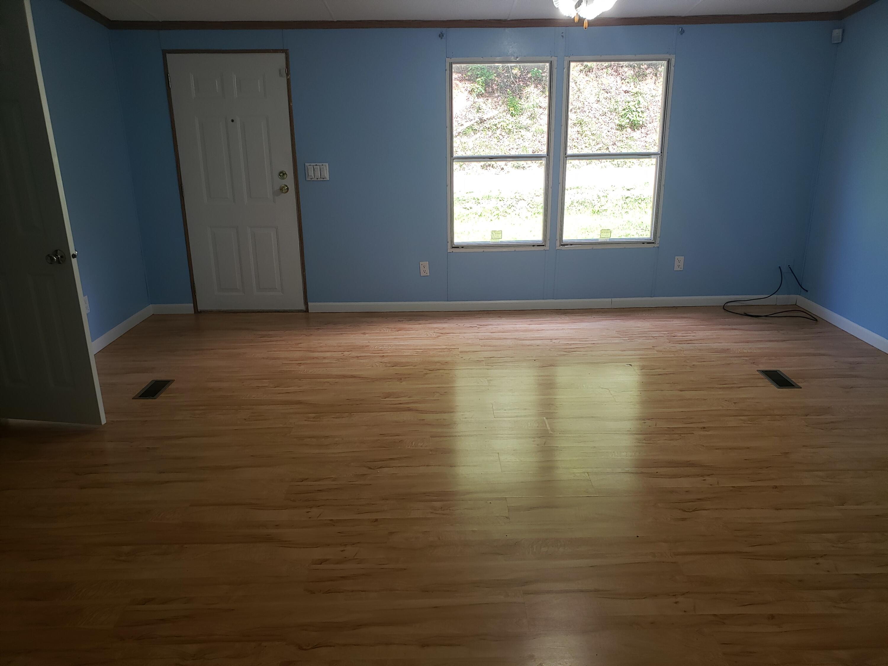 1449 Skelton Bluff Road Kingsport, TN 37660 - Photo 8 of 18 20220603_162408