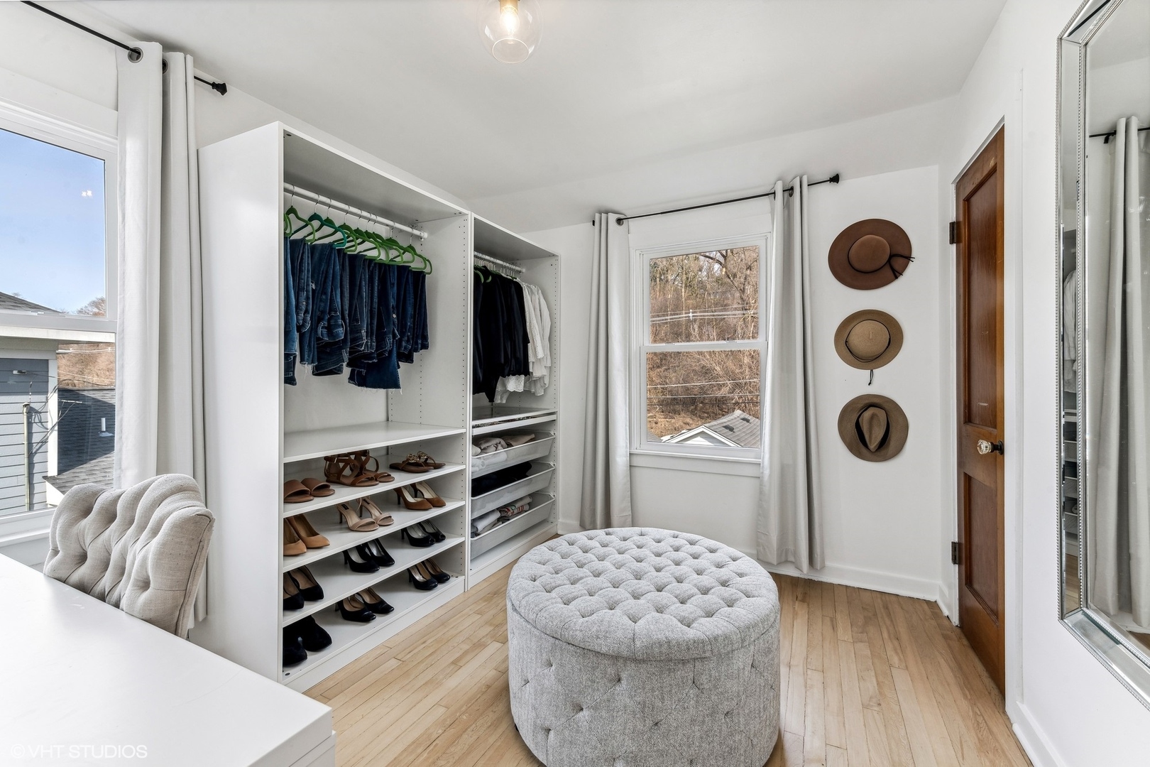 705 Spring Beach Way Cary, IL 60013 - Photo 16 of 47 a bedroom with a bed and a window