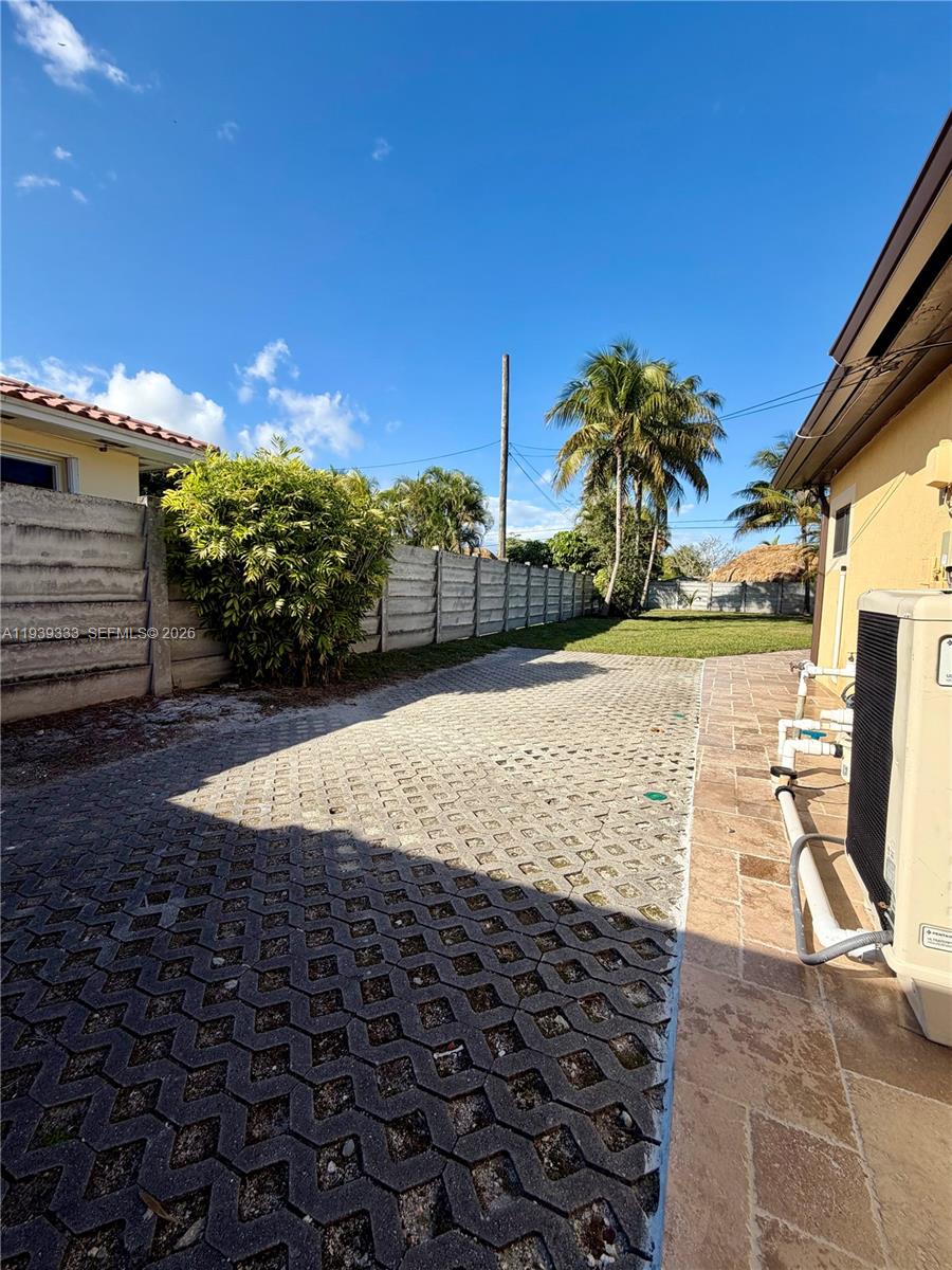 2639 Monroe Street Hollywood, FL 33020 - Photo 27 of 27 a view of a backyard