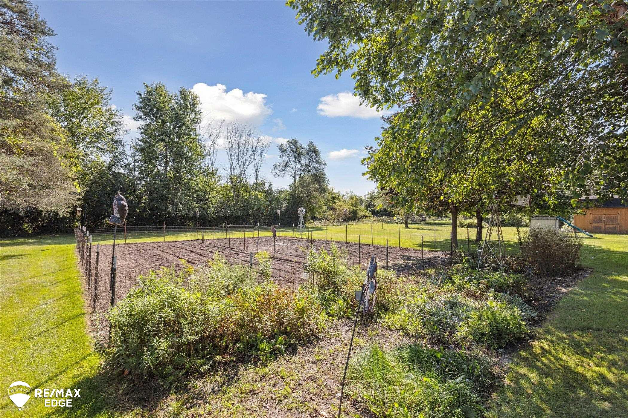 3092 Covert Road Flint, MI 48506 - Photo 38 of 41 50154153-be54c932-0fbb-4d15-b5c3-be9f58bcb0c9.JPG