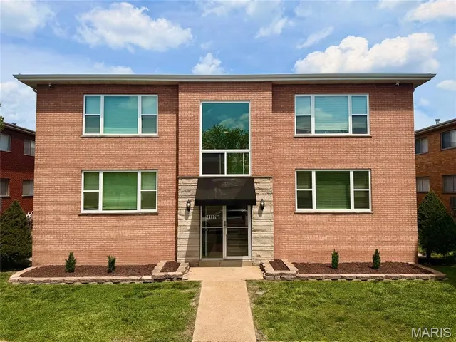 $925 | 4117 Germania Avenue, St. Louis, MO 63116