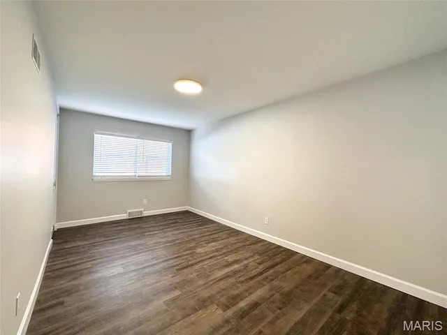 $925 | 4117 Germania Avenue, St. Louis, MO 63116