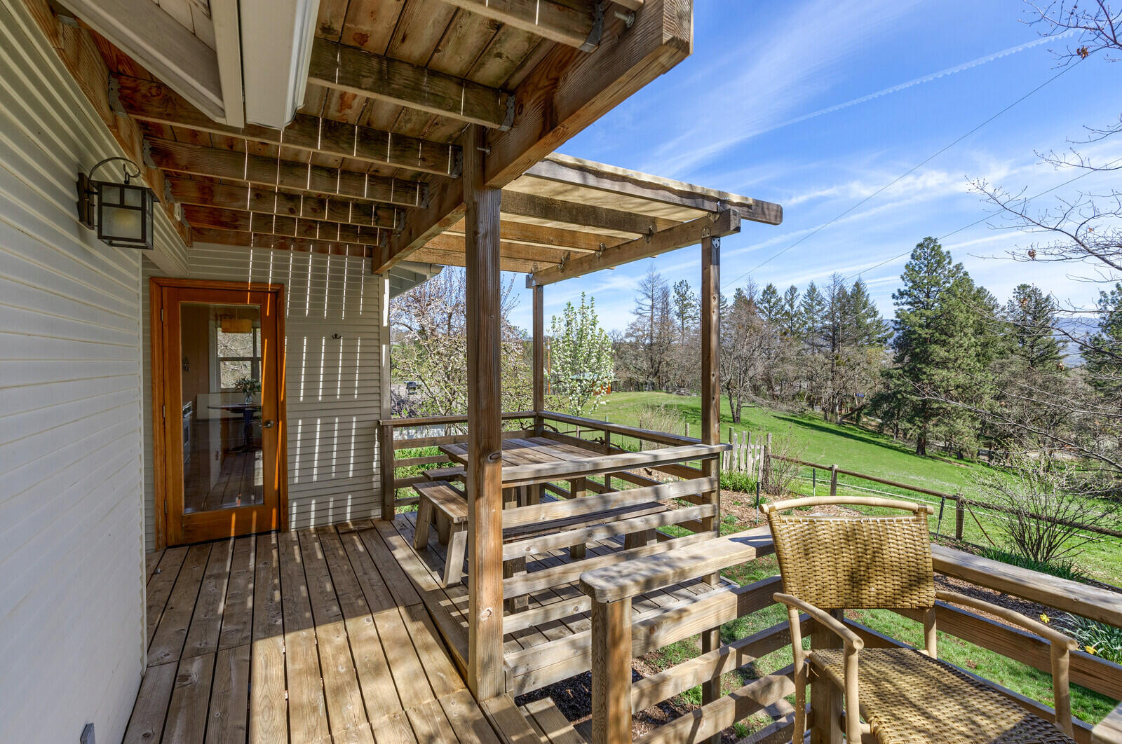 7017 Dark Hollow Road Medford, OR 97501 - Photo 16 of 74 46_DH_46_mls