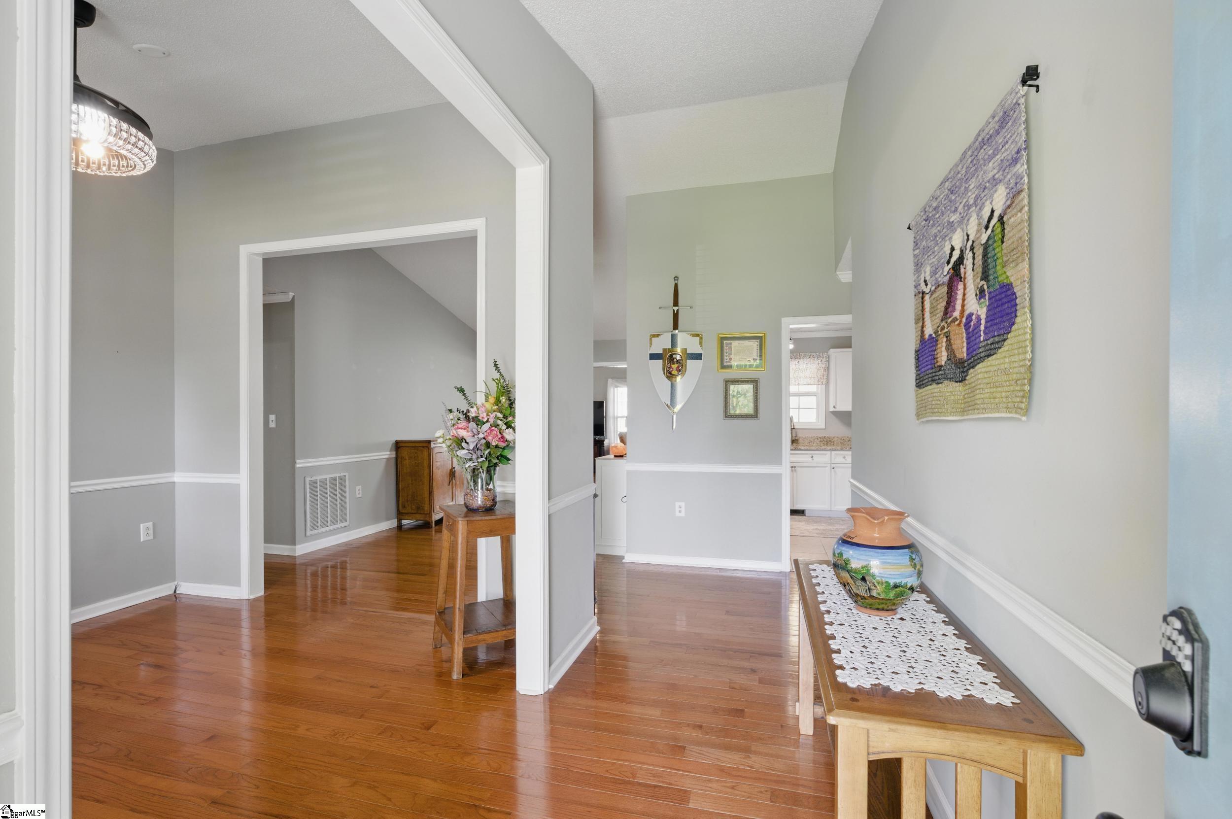 210 Emory Drive Easley, SC 29640 - Photo 4 of 32