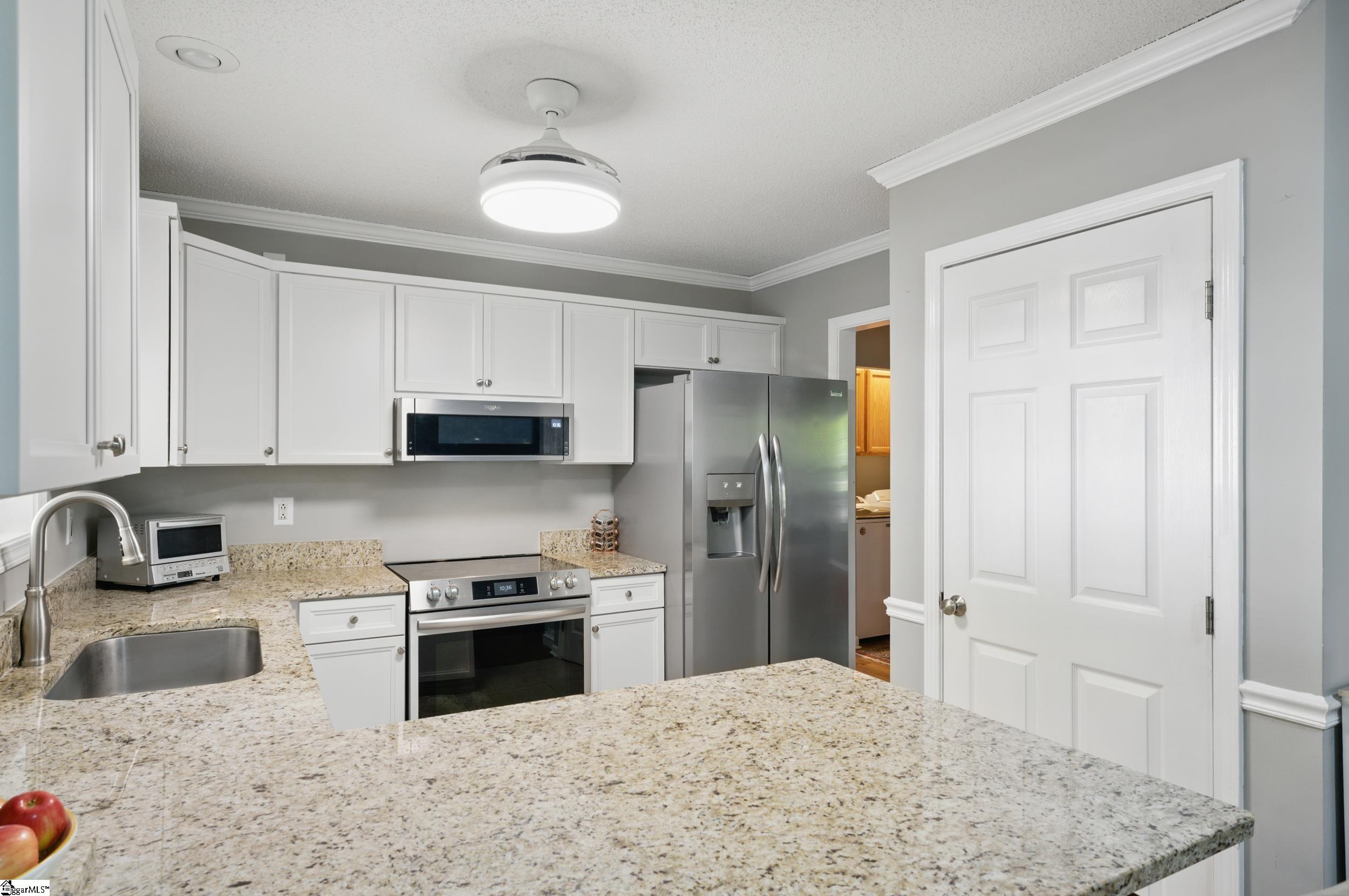 210 Emory Drive Easley, SC 29640 - Photo 10 of 32