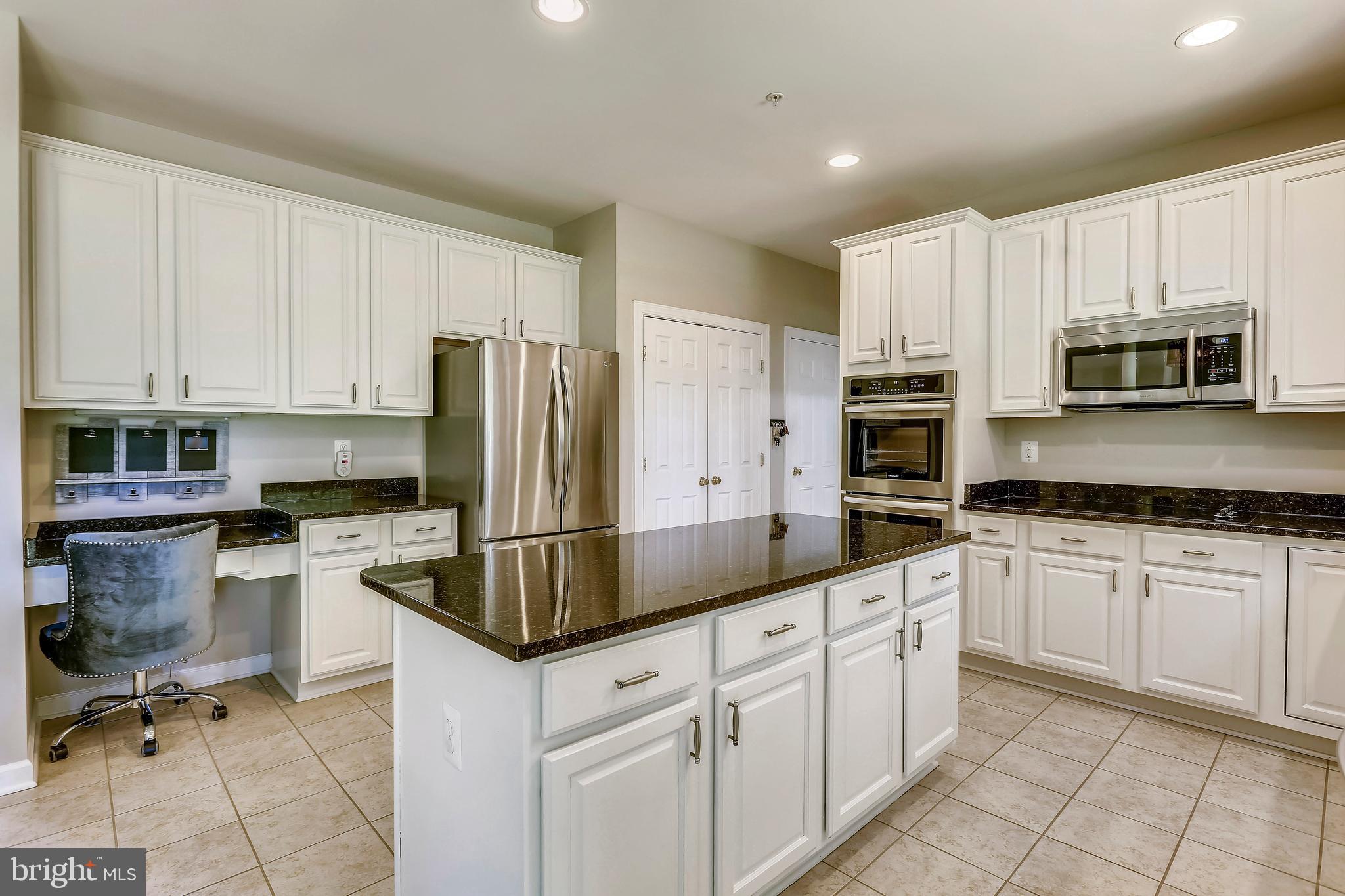 4225 Bartholows Road Mount Airy, MD 21771 - Photo 20 of 61 Kitchen with Desk Area