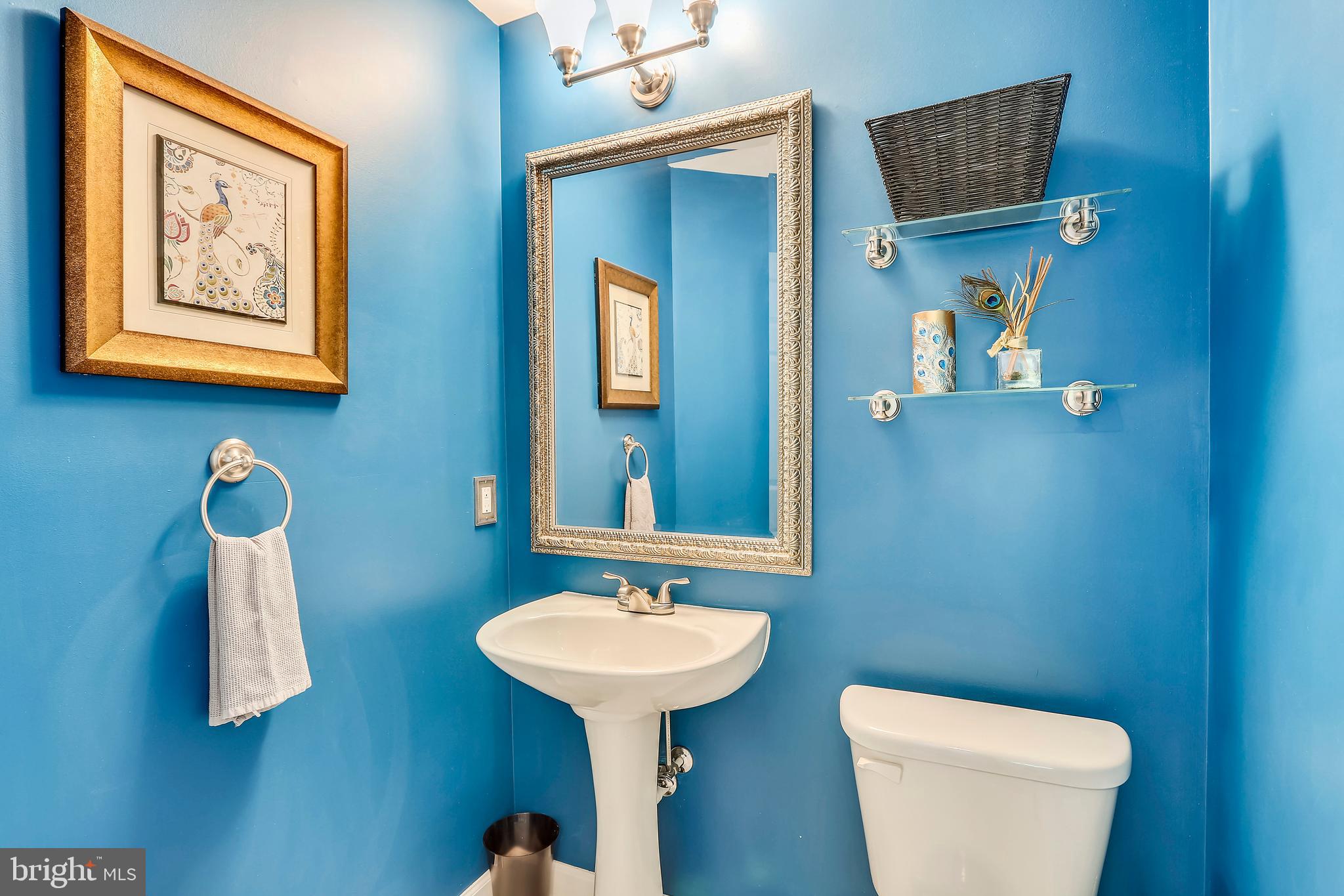 4225 Bartholows Road Mount Airy, MD 21771 - Photo 26 of 61 Main Level Powder Room