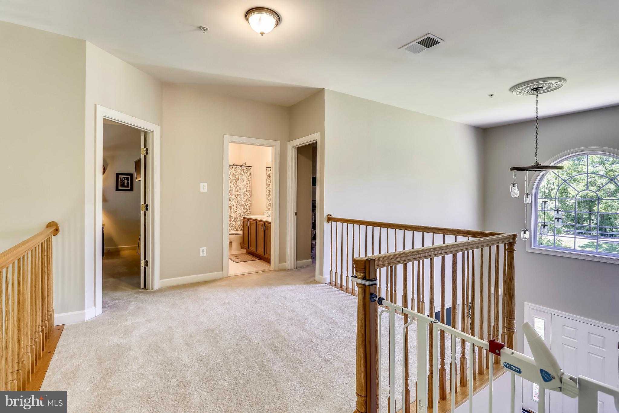 4225 Bartholows Road Mount Airy, MD 21771 - Photo 30 of 61 Upper Level Hallway