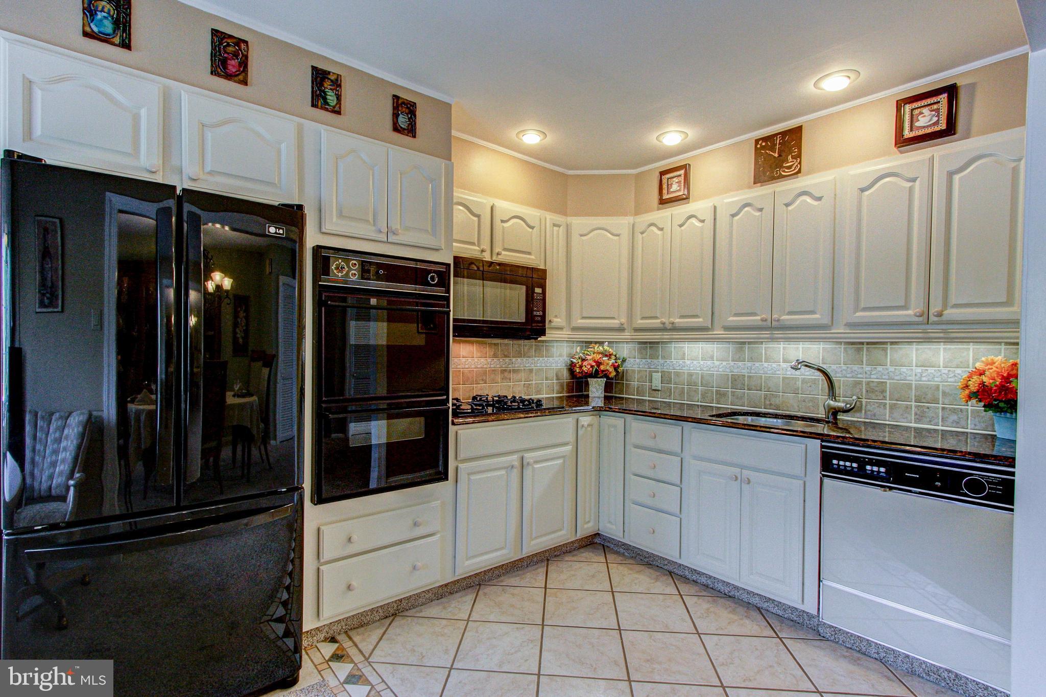 12342 Wyndom Road Philadelphia, PA 19154 - Photo 14 of 43 Gallery Image 14