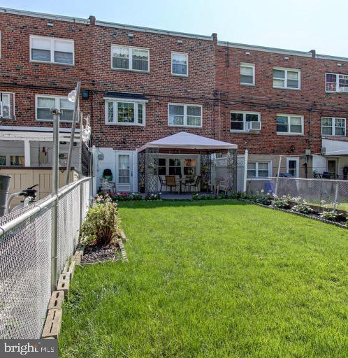 12342 Wyndom Road Philadelphia, PA 19154 - Photo 36 of 43 Gallery Image 36