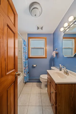 $485,000 | 5724 West Leland Avenue, Chicago, IL 60630