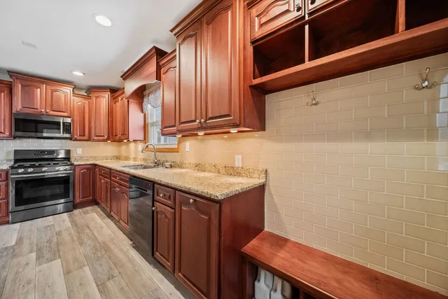 $485,000 | 5724 West Leland Avenue, Chicago, IL 60630