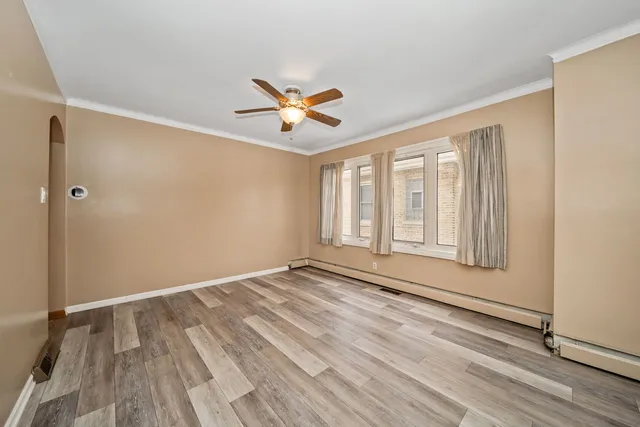 $485,000 | 5724 West Leland Avenue, Chicago, IL 60630