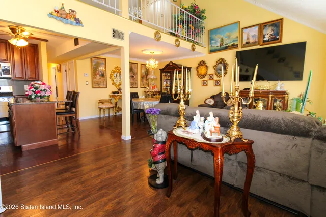 $550,000 | 44 Debbie Street | Bulls Head