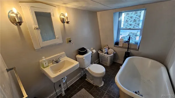 $239,900 | 49 State Street, Royalton, NY 14105