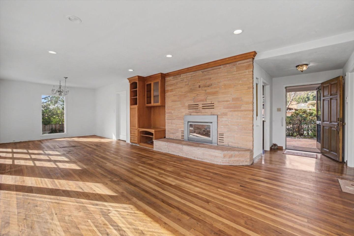 416 Spring Street Santa Cruz, CA 95060 - Photo 11 of 28 a view of a livingroom with wooden floor
