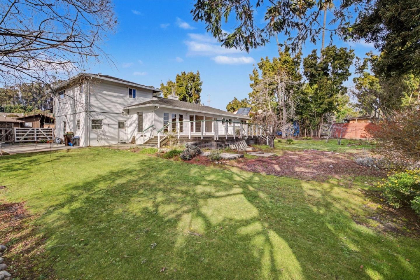 416 Spring Street Santa Cruz, CA 95060 - Photo 5 of 28 a view of a house with a yard