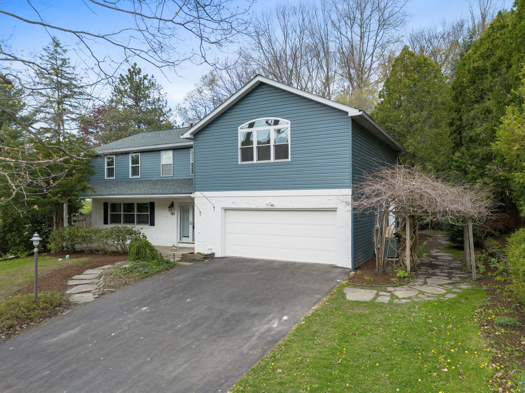 151 Felters Road Binghamton, NY 13903 - Photo 2 of 47